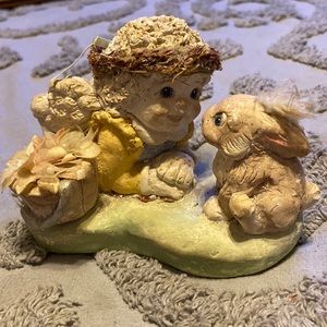 Dreamsicle angel figurine